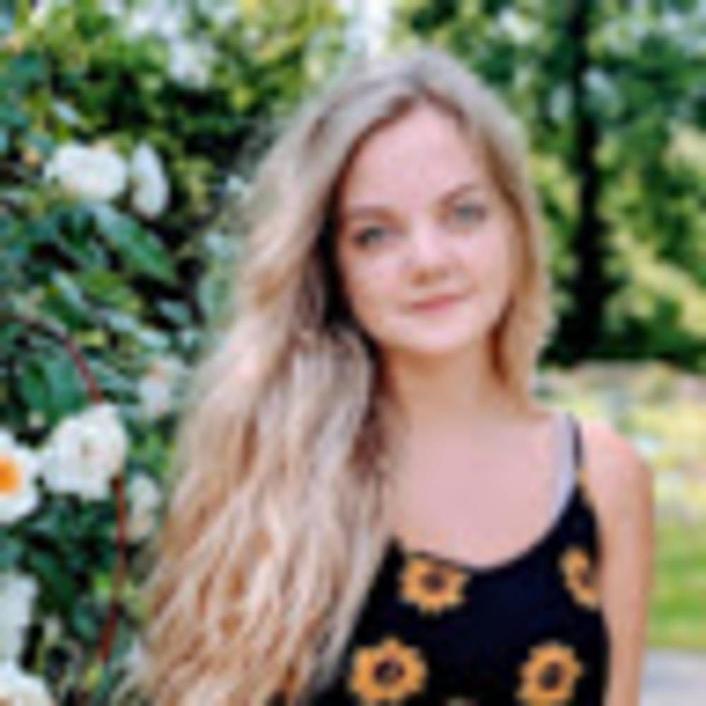 Meet your Posher, Lily